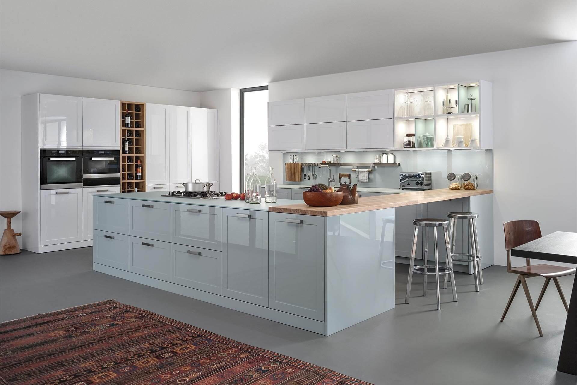 LEICHT Küche Carre Leicht Kueche Carre klassissch hochglänzend Lack