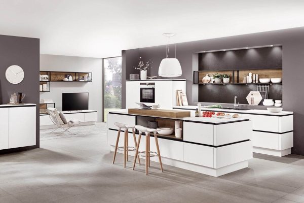 nobilia Küche Modell Fashion in griffloser Bauweise in Lack weiss matt